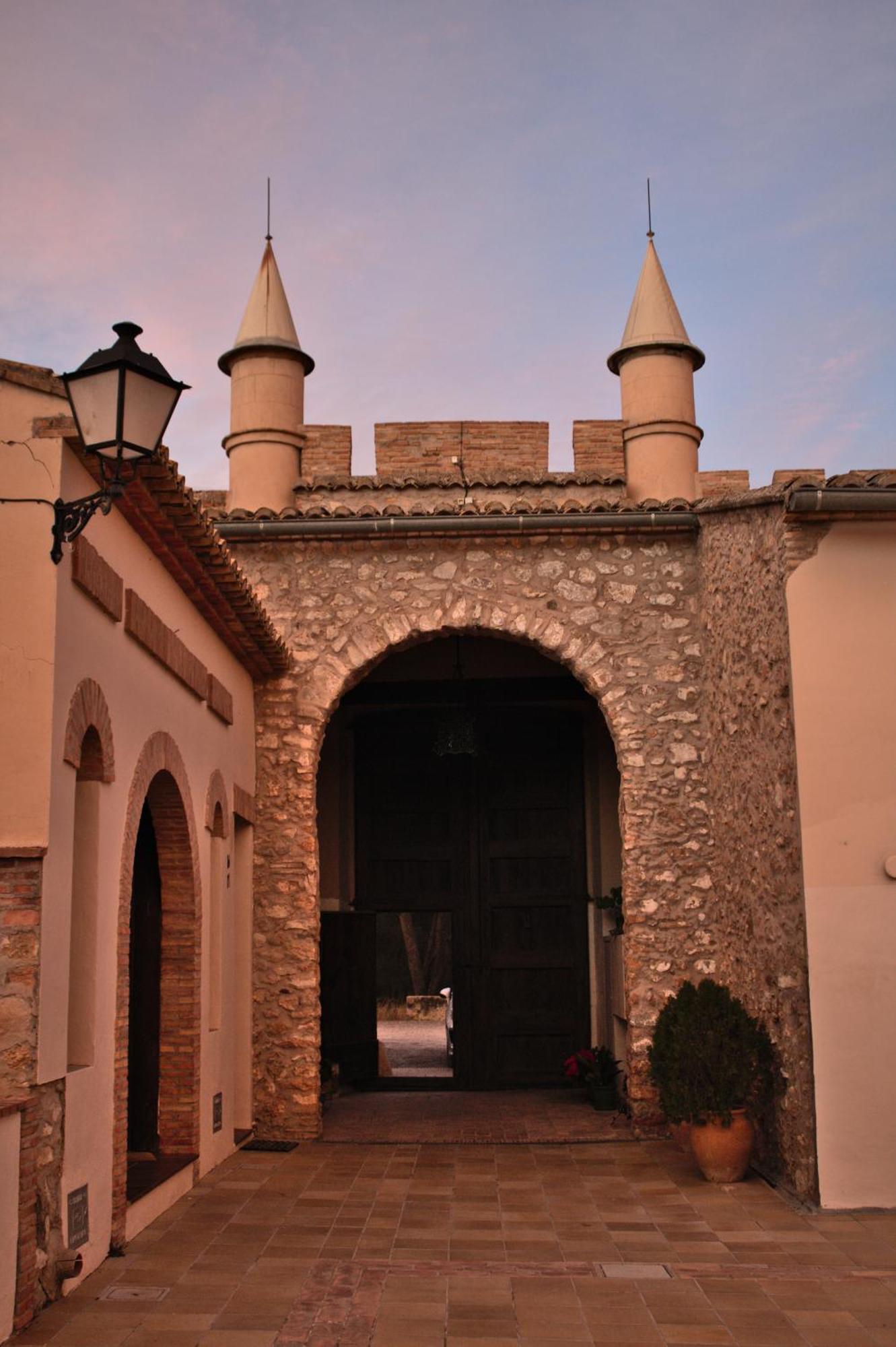Castillo Con Piscina En Plena Sierra Calderona Segorbe Extérieur photo