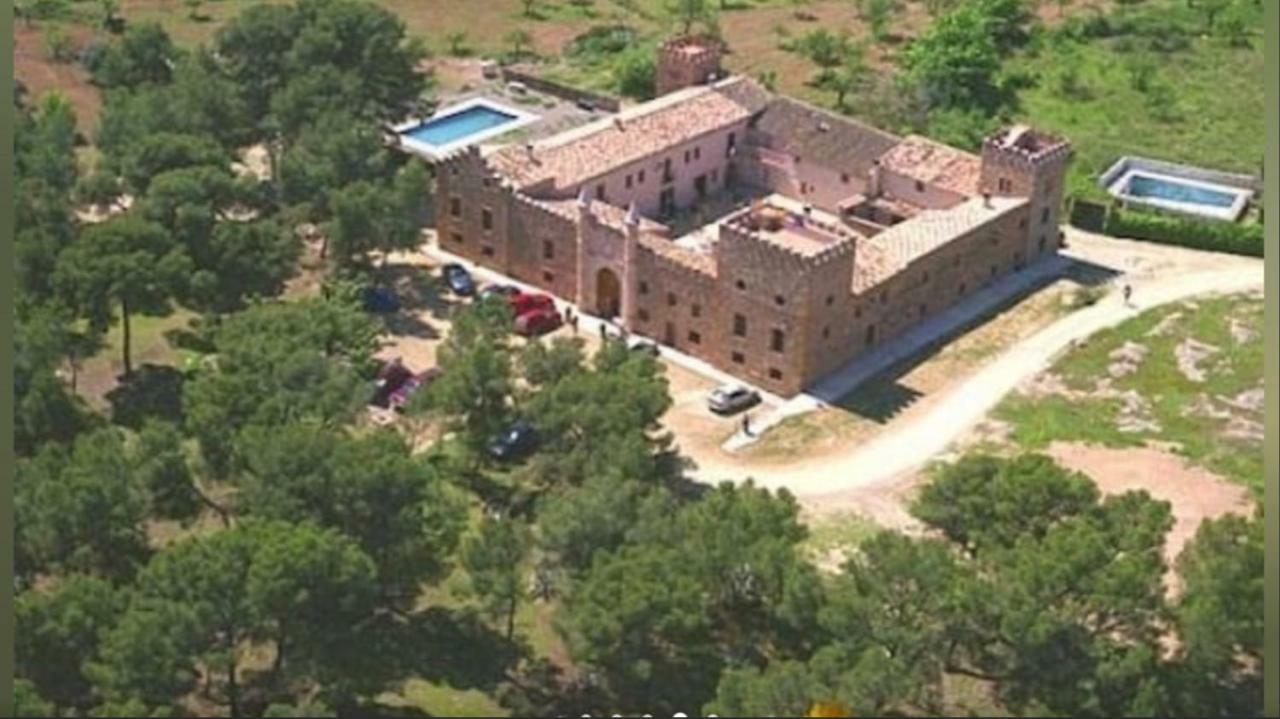 Castillo Con Piscina En Plena Sierra Calderona Segorbe Extérieur photo